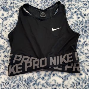 Nike Pro Intertwist sports bra/top